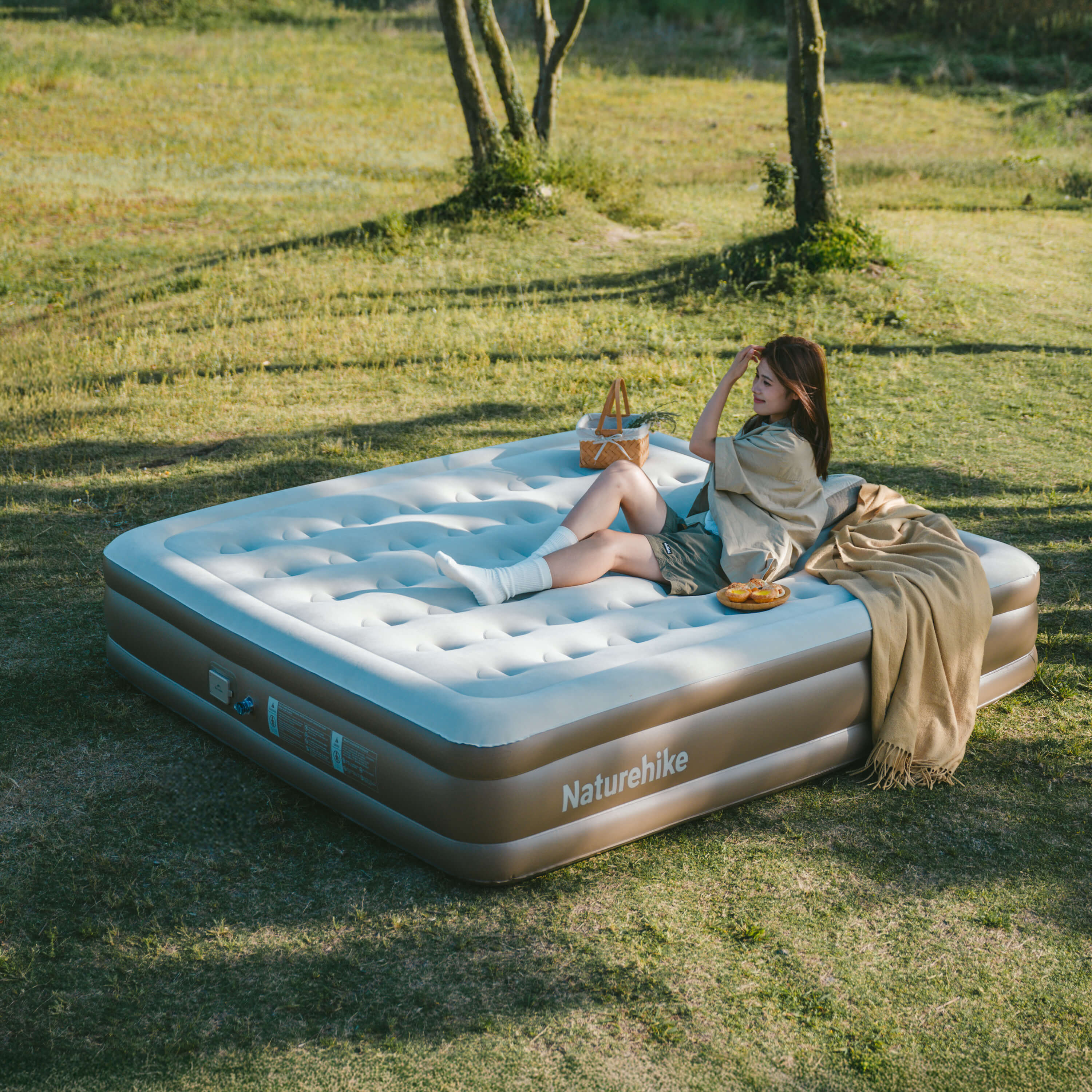 Matelas gonflable avec pompe intégrée - Image 8